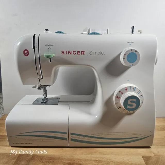 Singer Simple 3232 Sewing Machine - w/ 32 Built In Stitches Sewing Made Easy