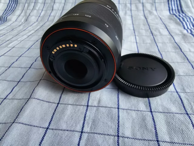 Sony Alpha SAL552002 55-200 mm F/4.0-5.6 DT Objektiv 3