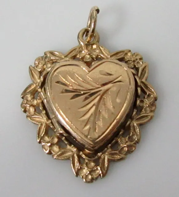 9ct Gold Locket - 9ct Gold Heart Shape Opening Floral Patterned Locket/Pendant