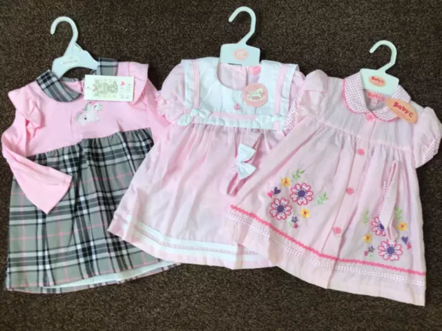 Pacchetto di abiti rom spagnoli per bambine x 3 taglia 18-24 mesi nuovi con etichette