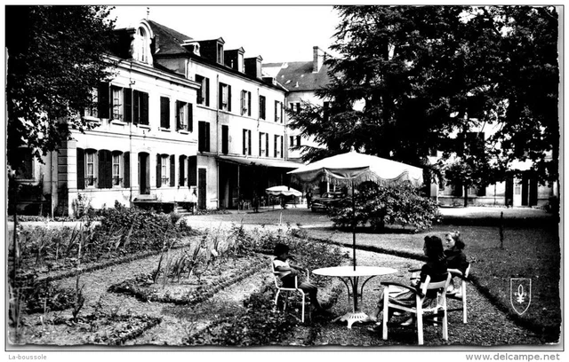 58 POUGUES LES EAUX -- the refuge of railway workers ----