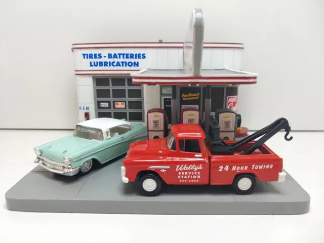 Un jouet ancien, une station-service au 1/43ème – Filrouge automobile