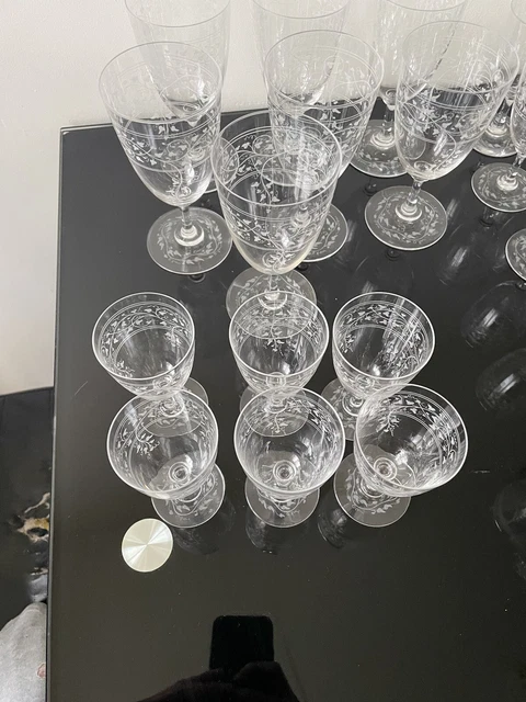 ancien service de verres en cristal grave baccarat st louis XIXe siècle 8