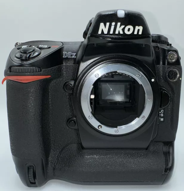 Nikon D2X, 12.4 MP DSLR, Body Only - With Original Battery For Parts Or Repair