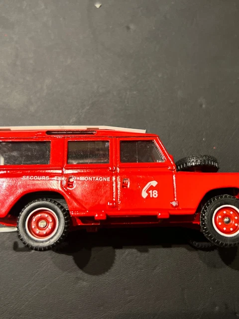 Modèle Réduit Land Rover Defender 110 Pompiers 1/43 Solido - Occasion Très Bon état En Boîte