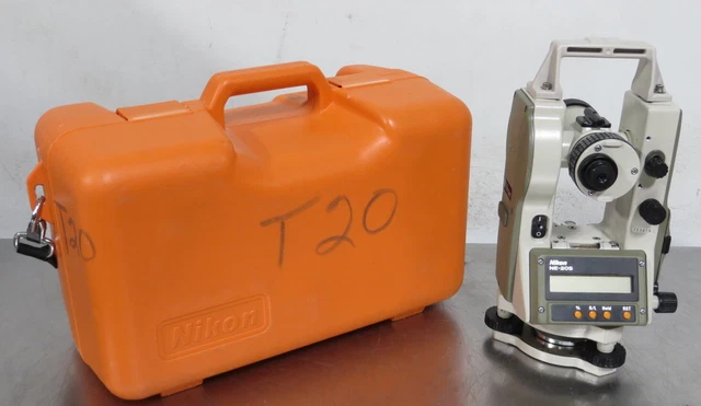 T187990 Nikon NE-20S Digital Theodolite w/ Carrying Case