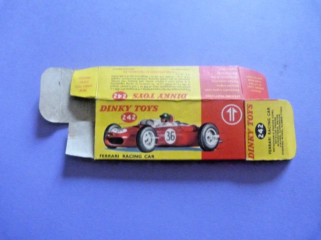 V 1:43 DINKY TOYS 242 FERRARI RACING CAR FORMULA 1 F1 ROUGE BON ETAT
