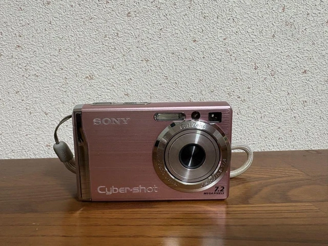 SONY DSC-W80 DIGITAL Camera Rare Working Shutter Flash Zoom