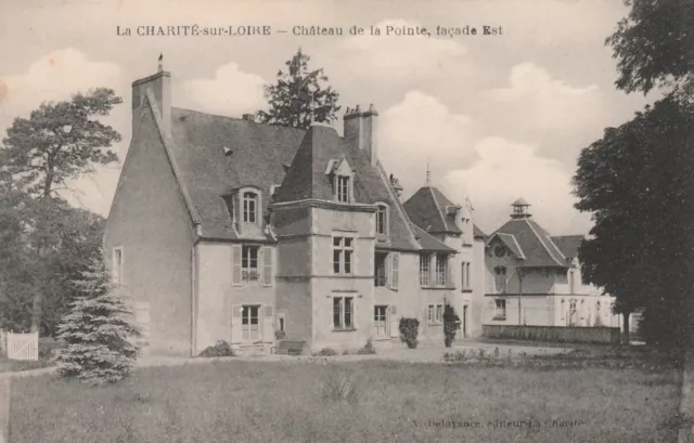 CPA 58 La CHARITE sur LOIRE Chateau de la Pointe Facade Est