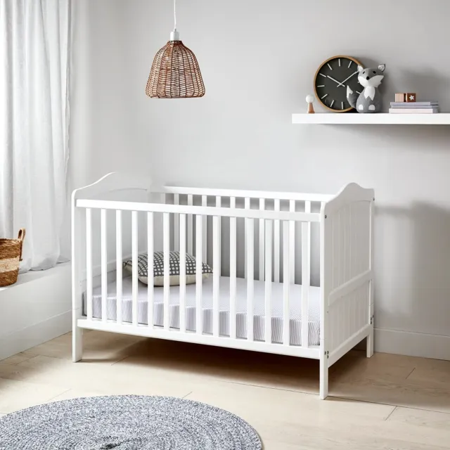 2-in-1 Wooden Cot – White AU