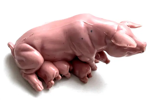 Figurine Cochon Maman et Bébés 10cm