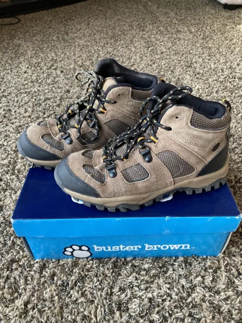 Buster Brown James Brown Kids Hiking Boots Size 4 Medium