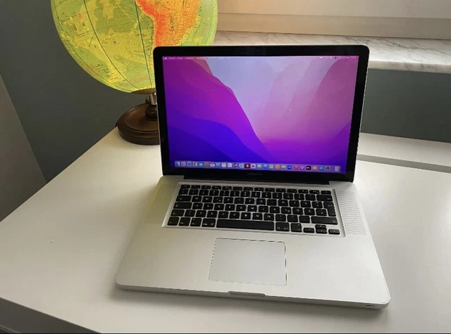 Apple MacBook Pro 15 Zoll Intel Core i5 2,4GHz 8GB RAM 128GB SSD MacOS Monterey