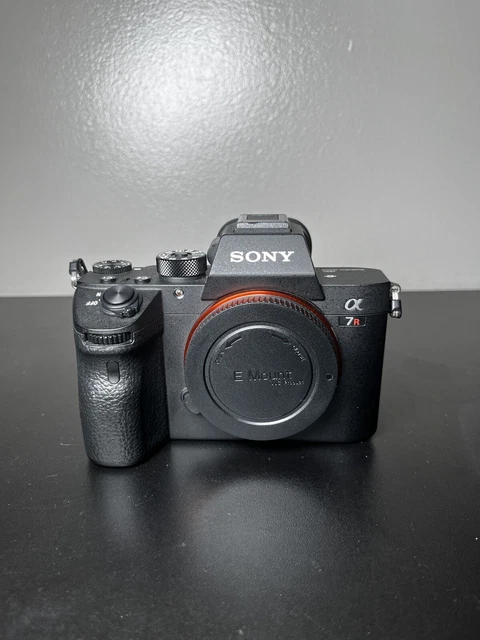 SONY A7R III 42.4MP E-Mount A7RIII Mirrorless Camera Body $1,229.99