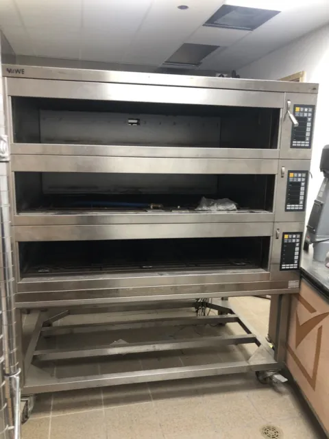 MIWE CONDO 3 DECK Bakery Oven model CO 1.1408 Needs Repairs