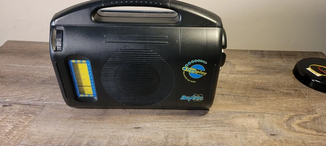 BayGen Freeplay Hand Crank Wind-Up Self Powered AM/FM/SW Portable Radio Tested