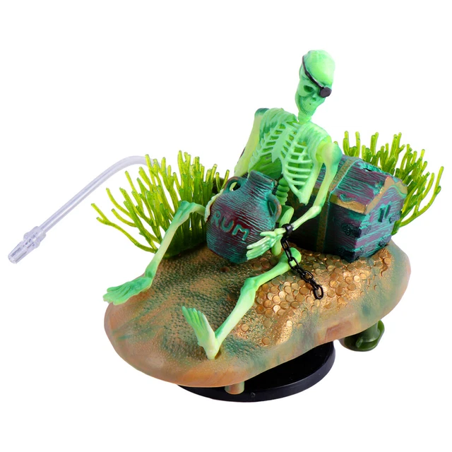 Resin Fish Tank Landscaping Aquarium Ornament Hideout Pirate Skull Decoration