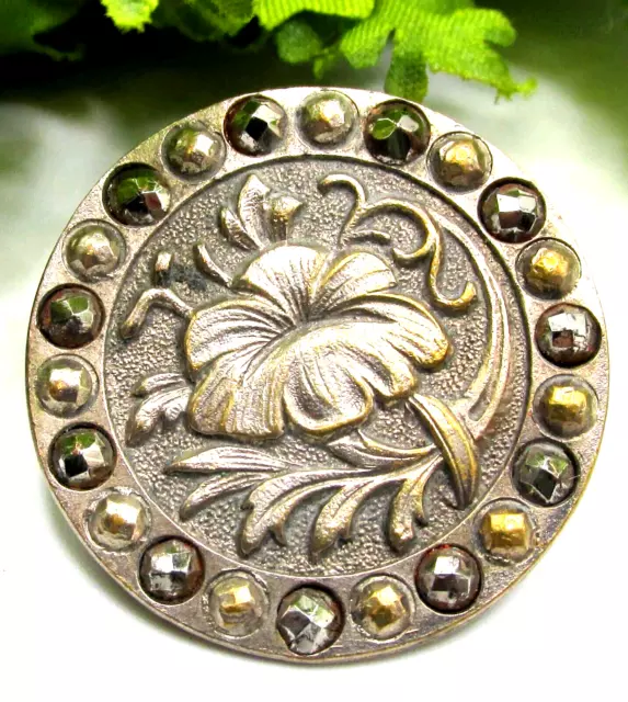 Pretty Victorian Silver Metal Button W/ Flower ~Cut Steel Border B2