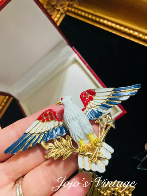 Vintage Coro Large WWII Patriotic Eagle Brooch Enamel Pot Metal Book Piece