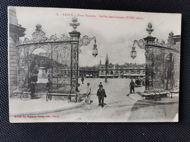 CPA 54 NANCY - Place Stanislas - Grilles Jean-Lamour