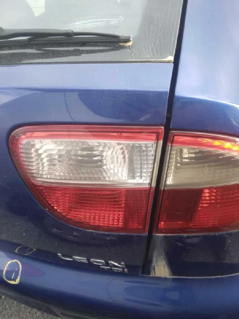 Feu Arrière Droit Intérieur Pour Seat Leon I – Pièce D’occasion, Référence 1M694510801C