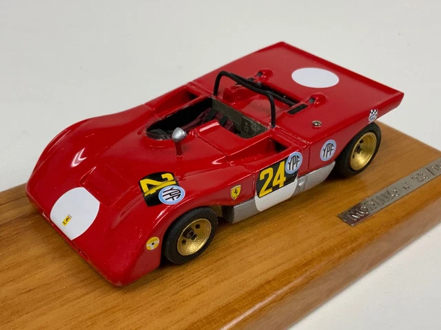 Modèle Réduit Aston Martin AMR 1/18 Par TECNOMODEL - Dijon Test 1989, Édition Limitée 80 Ex.