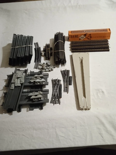 Lot de 4 rails aiguillage droit et gauche Lima & Jouef - Modélisme