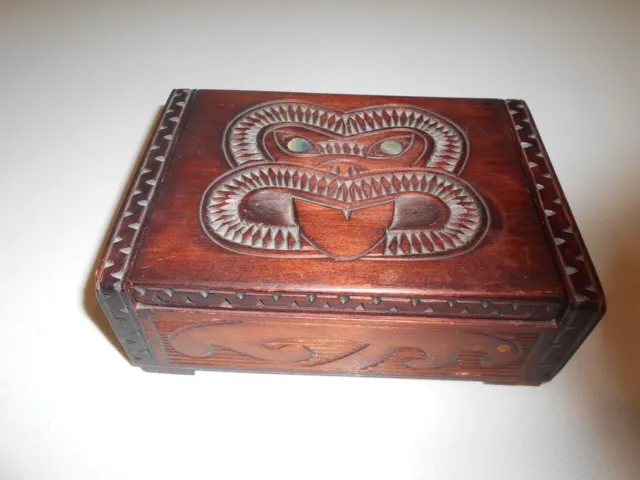 Beautifully Carved Maori Wood Box Appr 6 1/2Cm X 17Cm X 12 1/2Cm Wonderful Item