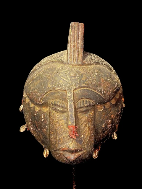 African Vintage Hand Carved Wood Hand Carved Round African Style Mask-1997