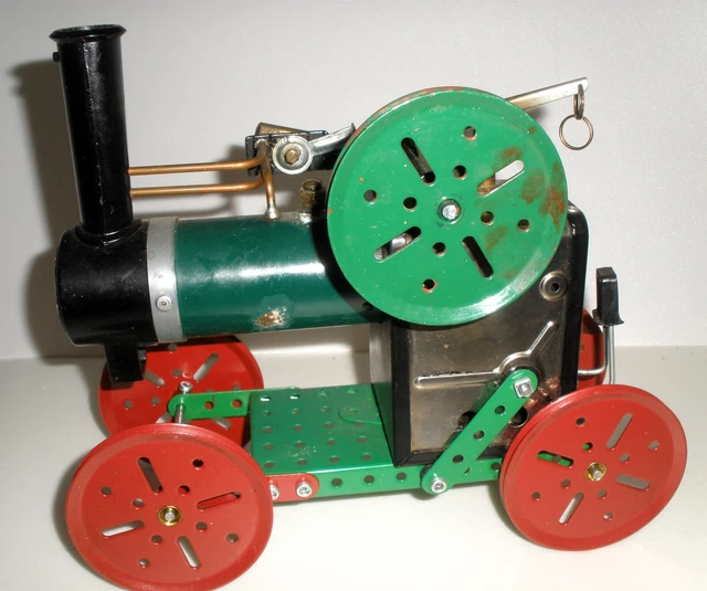 Mamod / Meccano Live Steam Traction  Engine  Model