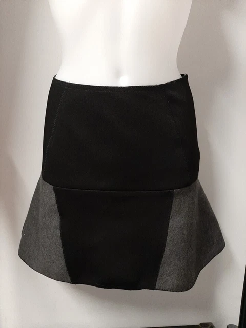 Jupe Sandro Rouge Taille 38 Avec Broderie Crochet - Style A-Line, Thème Fleuri, Très Bon état