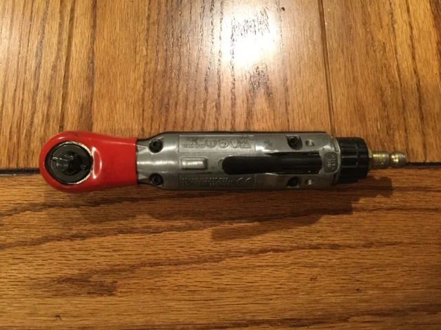 Snap-On Tools FAR25 Compact Air Ratchet 1/4" Drive  2