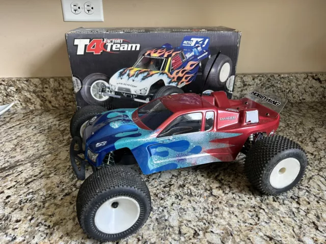 Team Associated RC10 T4 Factory Team 1/10 RC Stadium Truck Roller 7022