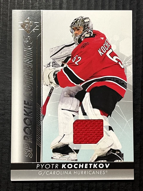 Maillot De Hockey Noir Dédicacé Par Pyotr Kochetkov - Hurricanes - Certifié JSA