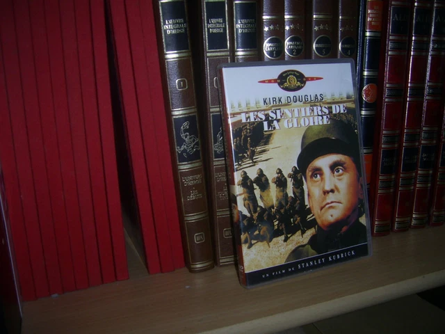 DVD : LES SENTIERS DE LA GLOIRE avec Kirk DOUGLAS
