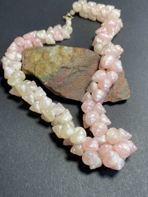 Vintage 1940s Pale Pink Trochus Shell Necklace For Restringing 17"