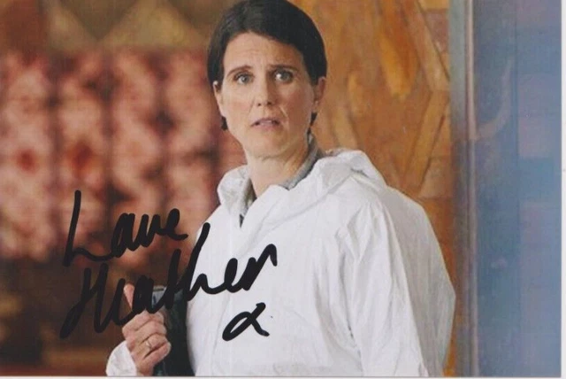 Heather Peace    **HAND SIGNED**  6x4 photo  ~  Eastenders  ~  AUTOGRAPHED