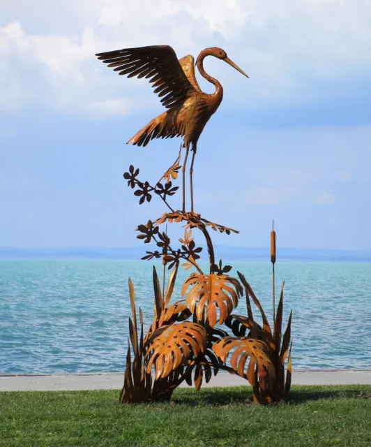 XL Reiher in Wildniss Garten Park Skulptur handgefertigt Rost Stahl. H 218 cm.