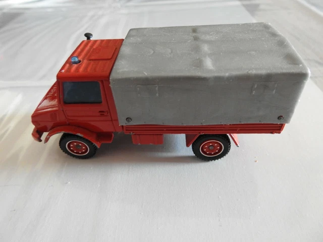 Camion De Pompiers MERCEDES UNIMOG Solido échelle 1/50 - Rouge - Occasion Bel état - Fabriqué En France