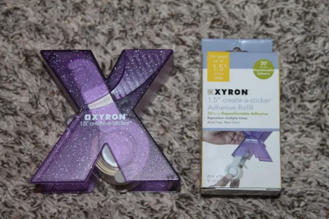 Xyron 1.5" Create-A-Sticker Fabricante Excelente Estado Y Rollo De Recarga Adhesivo Totalmente Nuevo