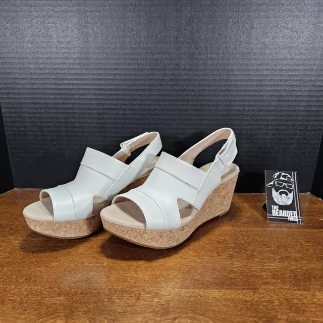 Clarks women's annadel deals clover wedge sandal