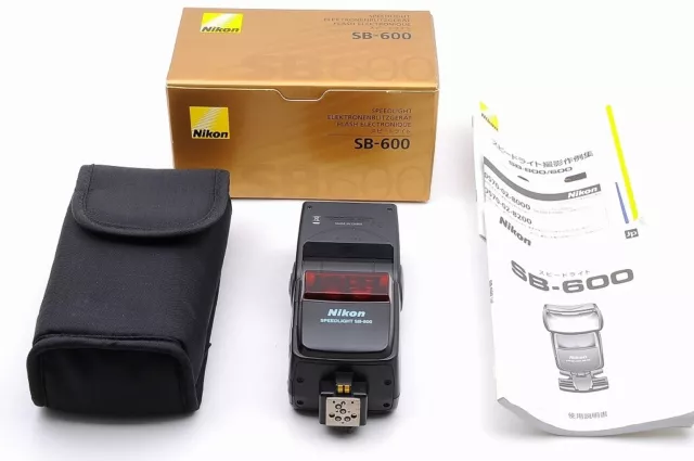 Nikon SB-600 SPEEDLIGHT Flash w/ soft case SS-600  From JAPAN no.3296993 #349