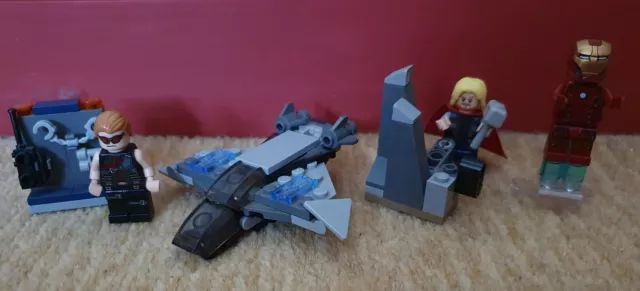 Lego Avengers Polybag Set and Figures (Iron Man, Thor & Hawkeye)