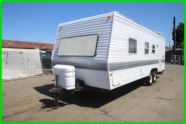 (OVW) 1998 Wilderness Fleetwood 24'Trailer NO RESERVE
