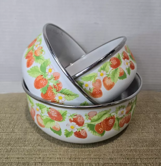 Set of 3 Vintage Kobe Kitchen Strawberry Metal Enamelware Mixing Bowls