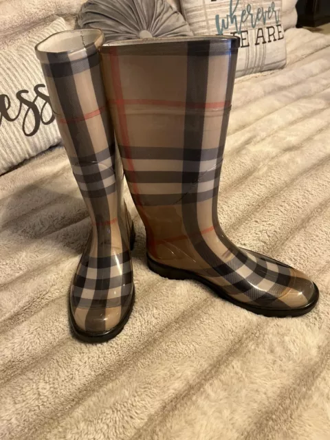 Great Burberry Shoes Women Size 40 Nova Check Tall Rubber Rain Boots Made Italy 3