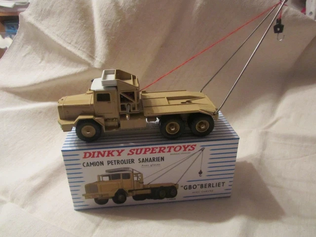 Camion Berliet GBO Benne Basculante – Dinky Toys Atlas 1/43 – Réf 572 (occasion)