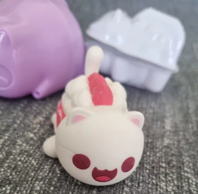 Aphmau Mystery MeeMeows Squishies Strawberry Shortcake Cat  Figure OPENED