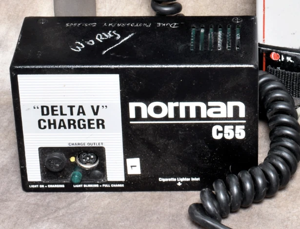Cargador NORMAN C55 DELTA V PROBADO ¡FUNCIONA MUY BIEN!