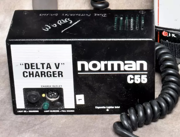 NORMAN C55 DELTA V Charger  TESTED WORKS GREAT!